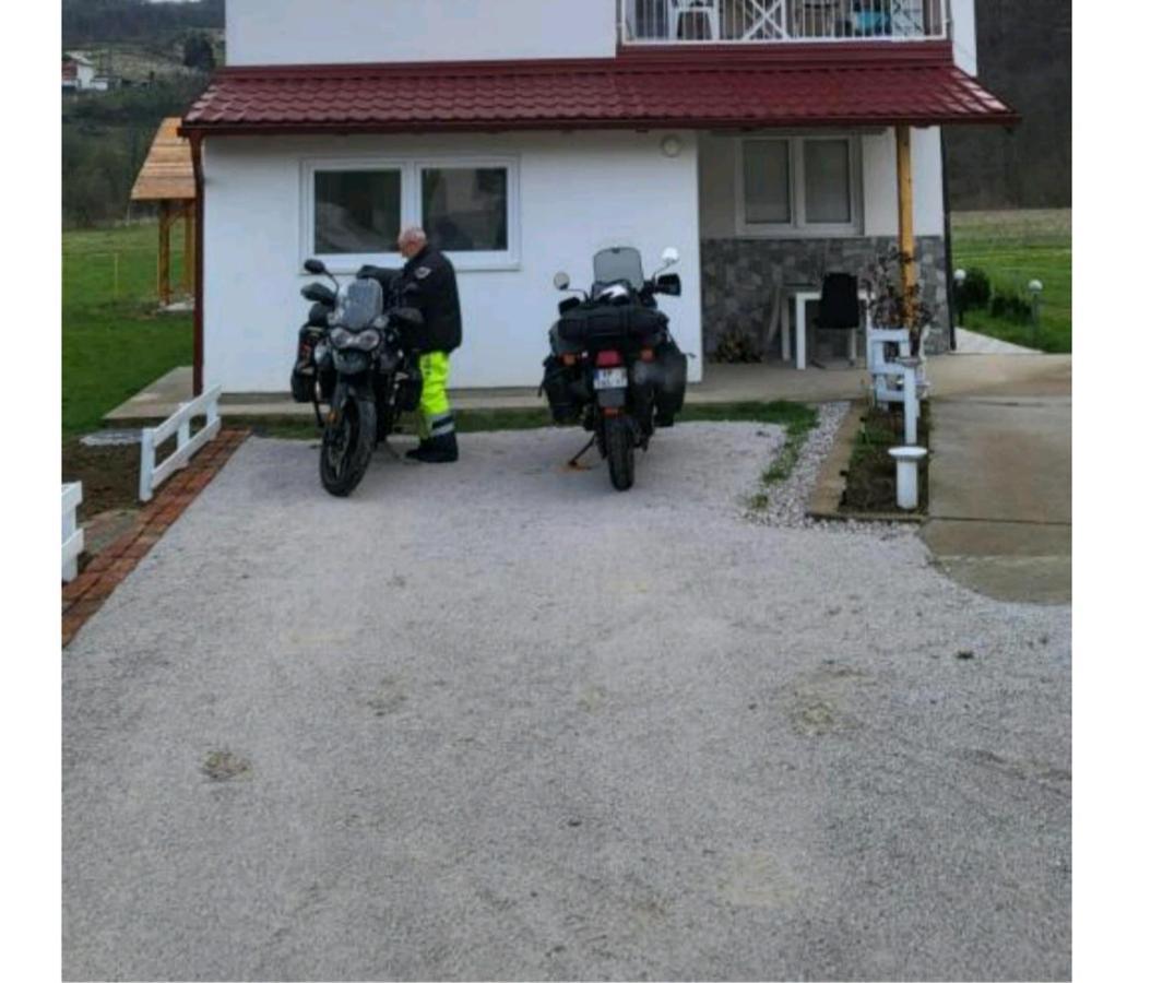 Apartman Visoko-Oaza Mira 外观 照片
