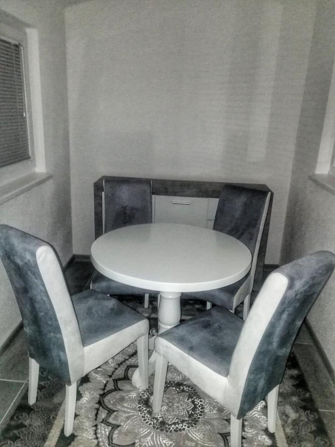 Apartman Visoko-Oaza Mira 外观 照片