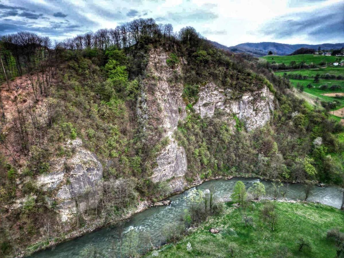 Apartman Visoko-Oaza Mira 外观 照片