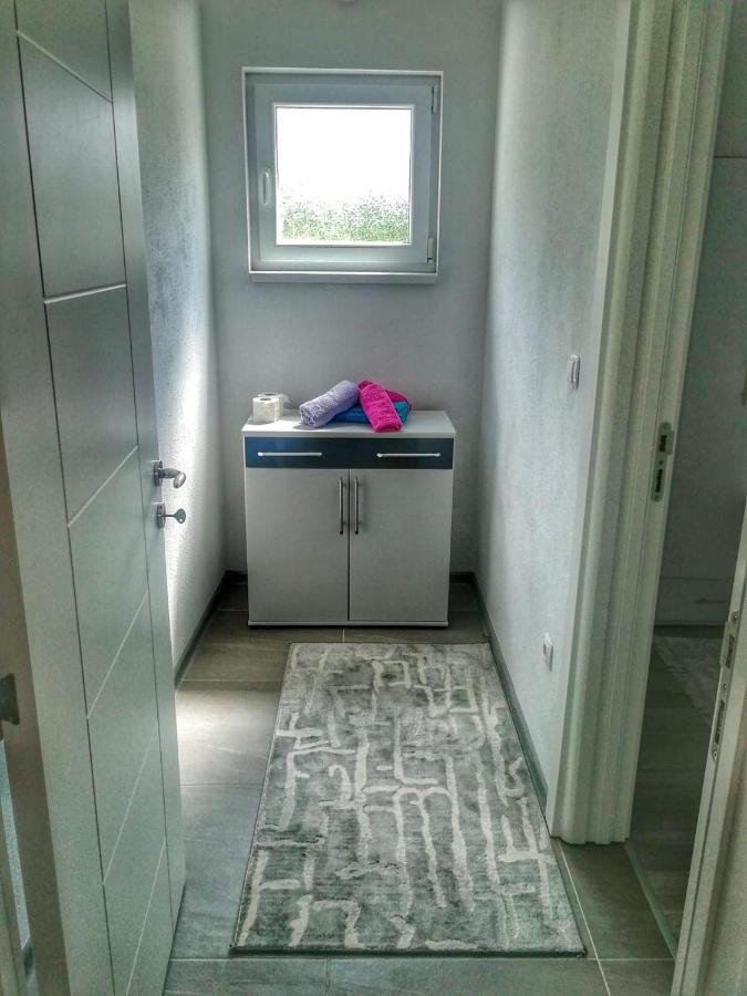 Apartman Visoko-Oaza Mira 外观 照片