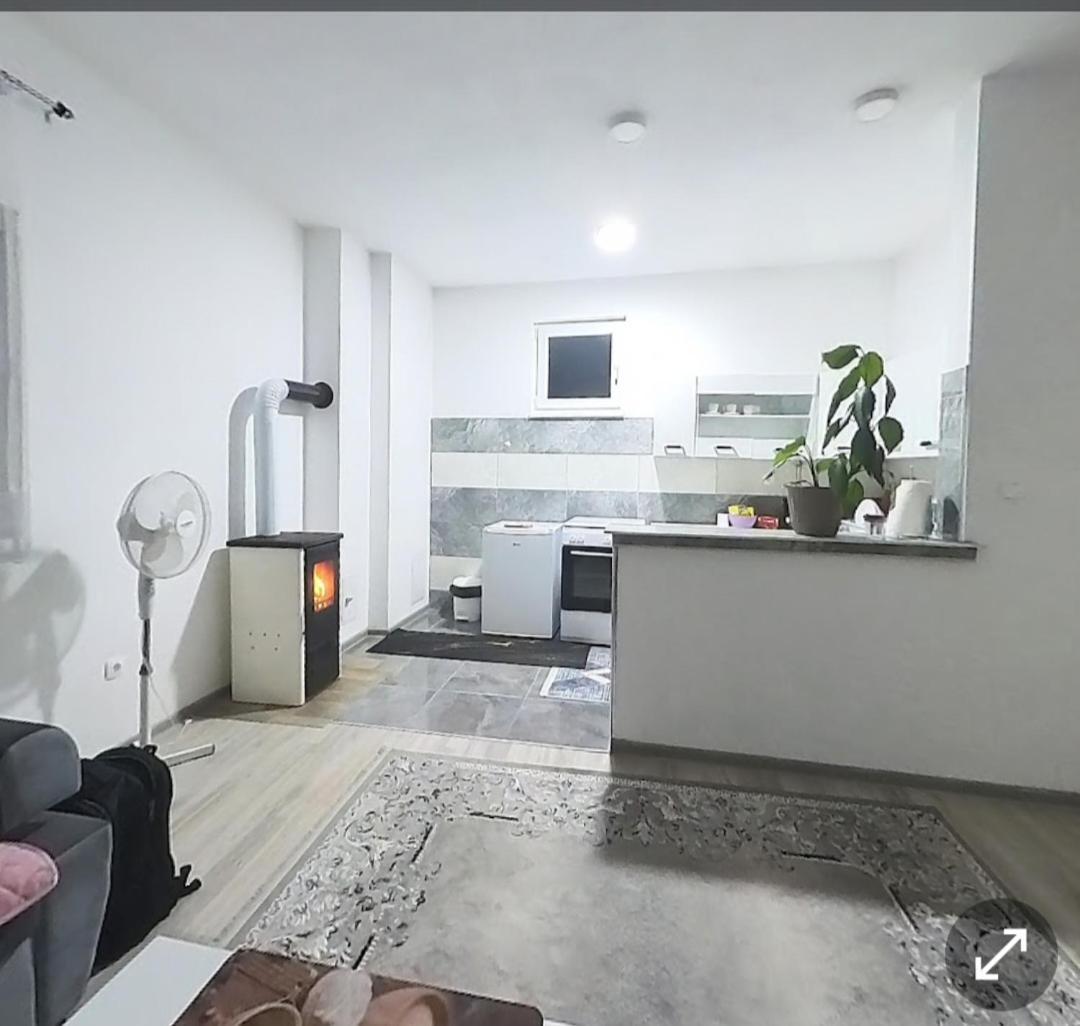 Apartman Visoko-Oaza Mira 外观 照片